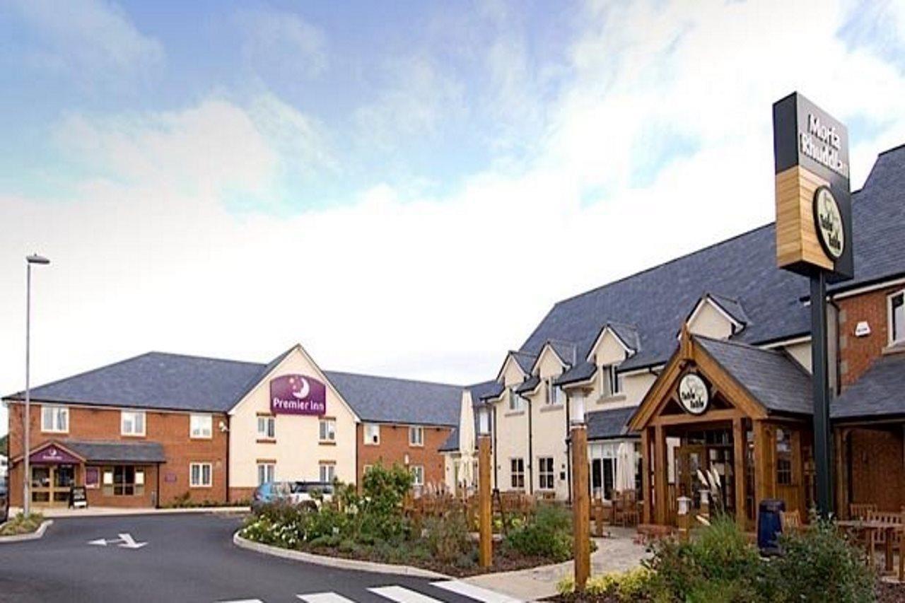 Premier Inn Premier Inn Rhuddlan Zewnętrze zdjęcie